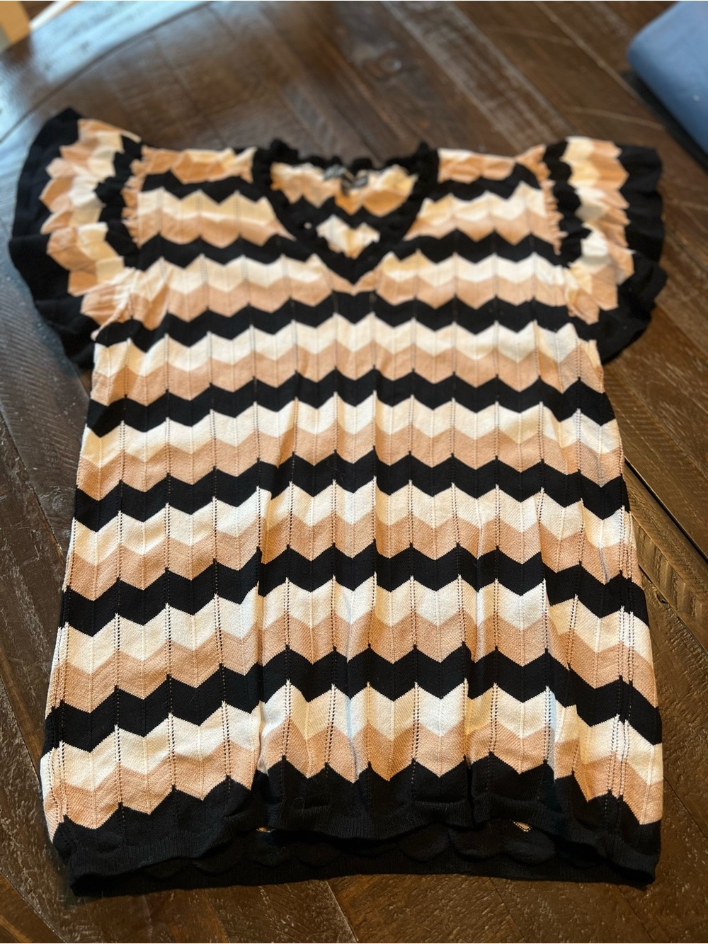 Adrianna Papell Black, Cream & Tan Chevron Sweater Top